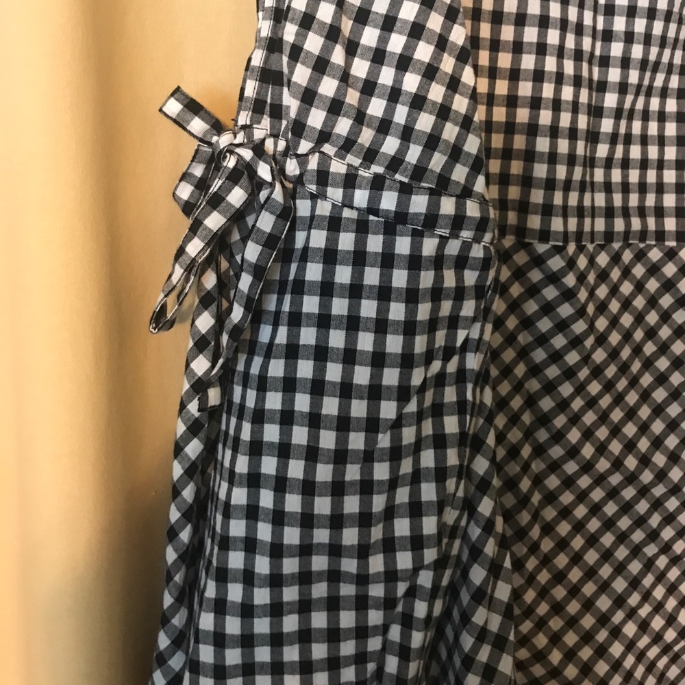 LOFT women's checkered flared sleeve top.  NEW - Picture 3 of 4