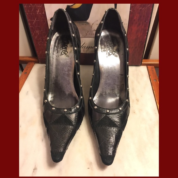 SZ 8-CARLOS SANTANA BLACK TEXTURED LEATHER 4"PUMPS - Picture 2 of 8