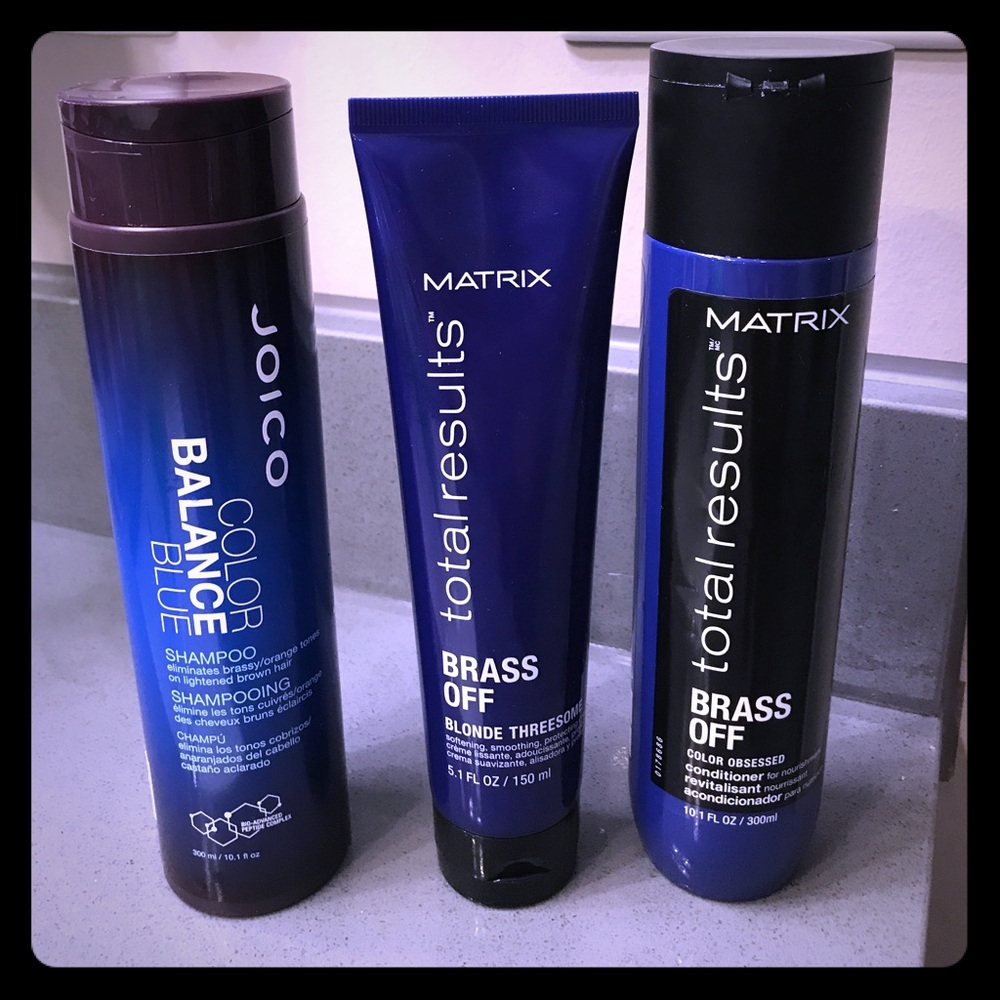 Brass off, blue/purple shampoo for blondes!