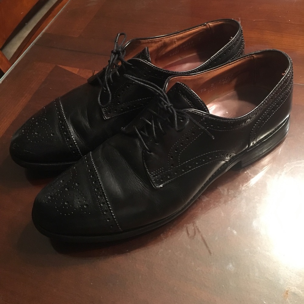 Size 9.5 D Allen Edmonds