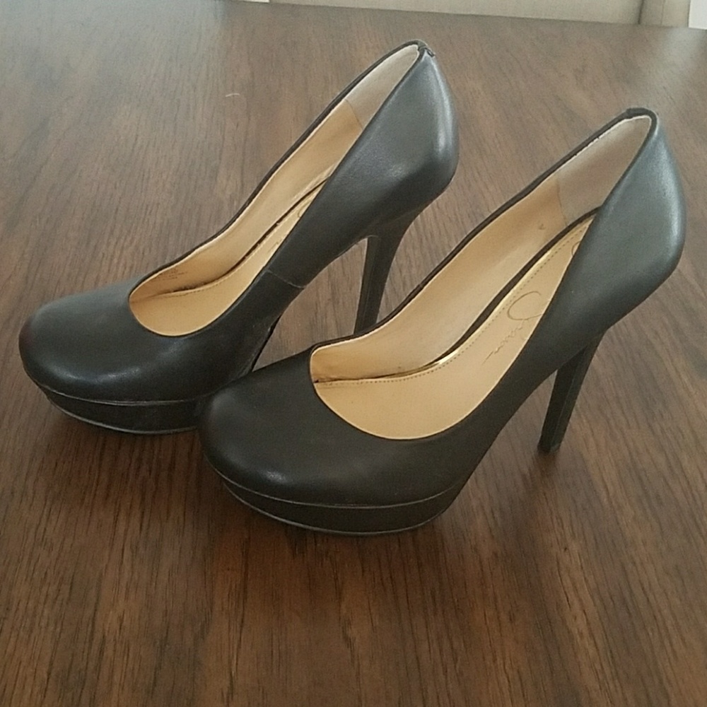Jessica Simpson Black heels