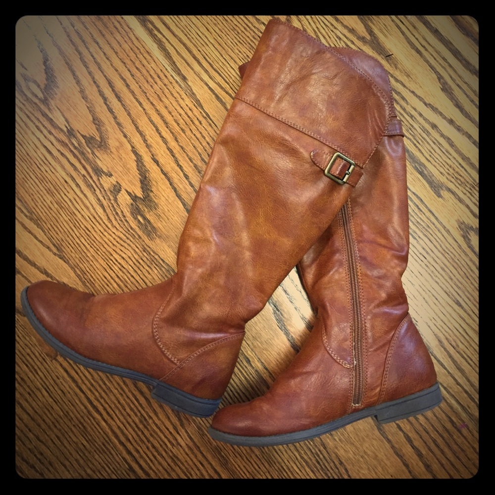 Girls 2.5 Kenneth Cole Reaction Treat Urself boots