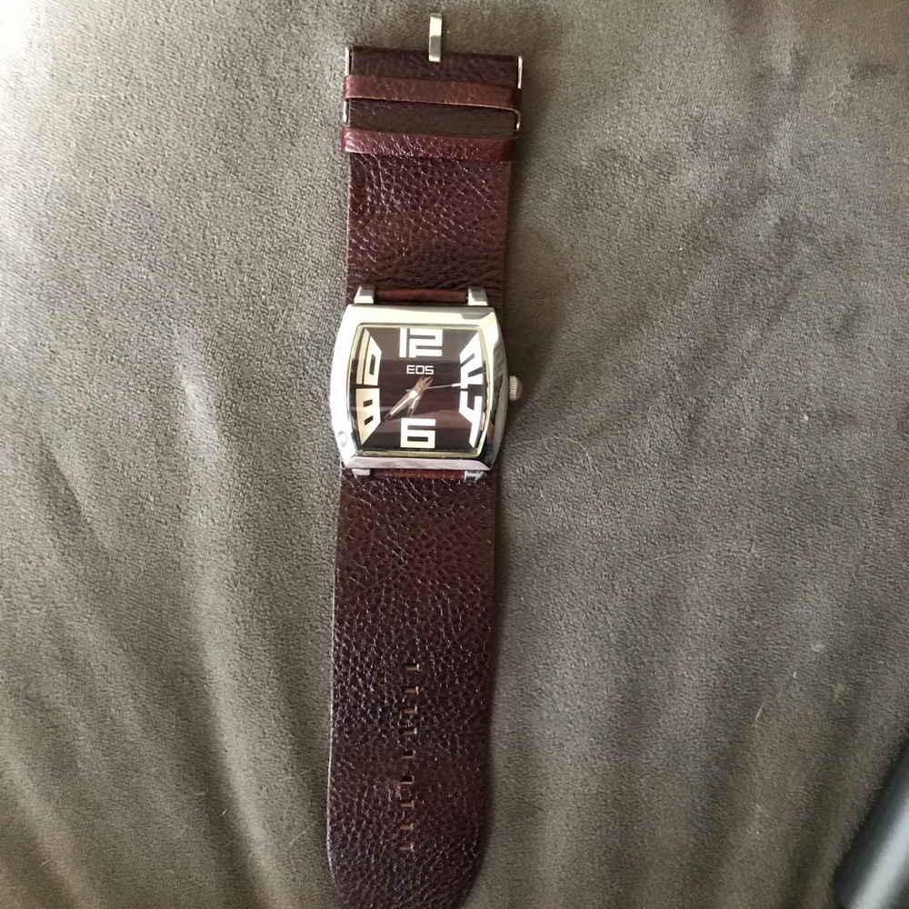 EOS Men's Brown Leather Watch - Picture 2 of 3