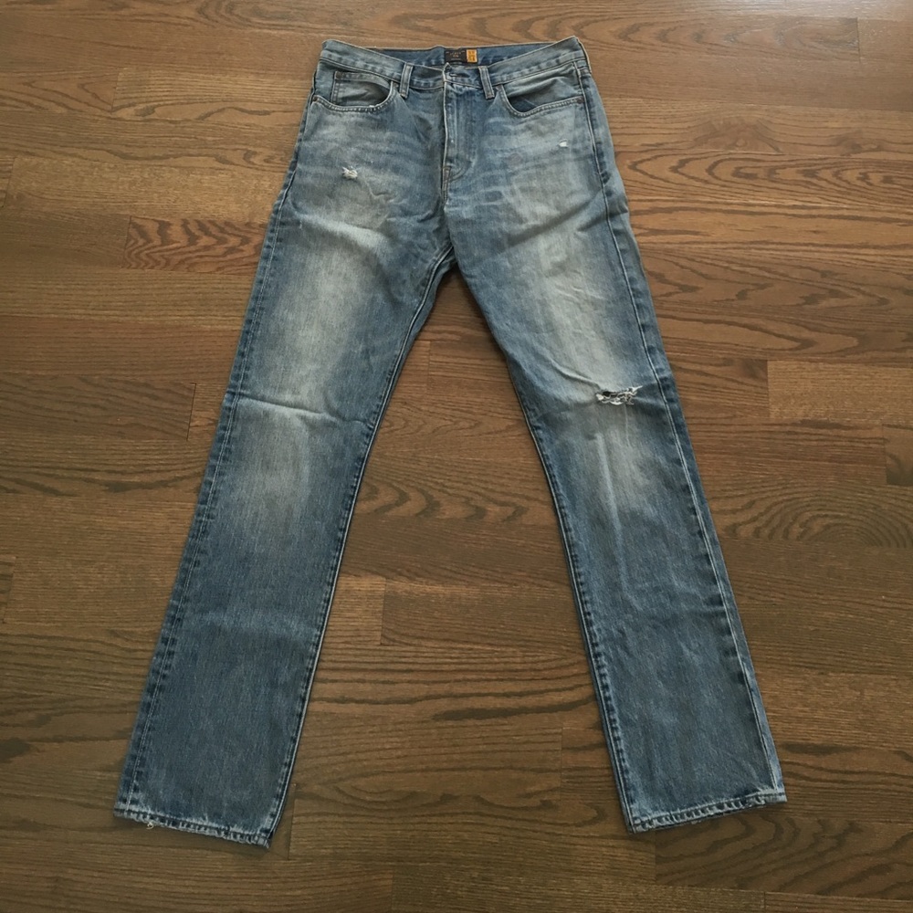 J CREW- distressed denim jeans. 32/34