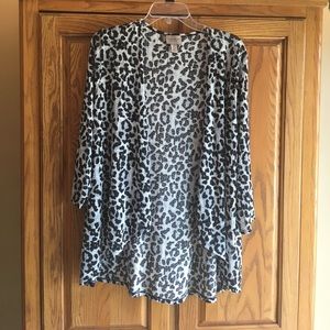 Chico Size 2 - fun cheetah print cardigan