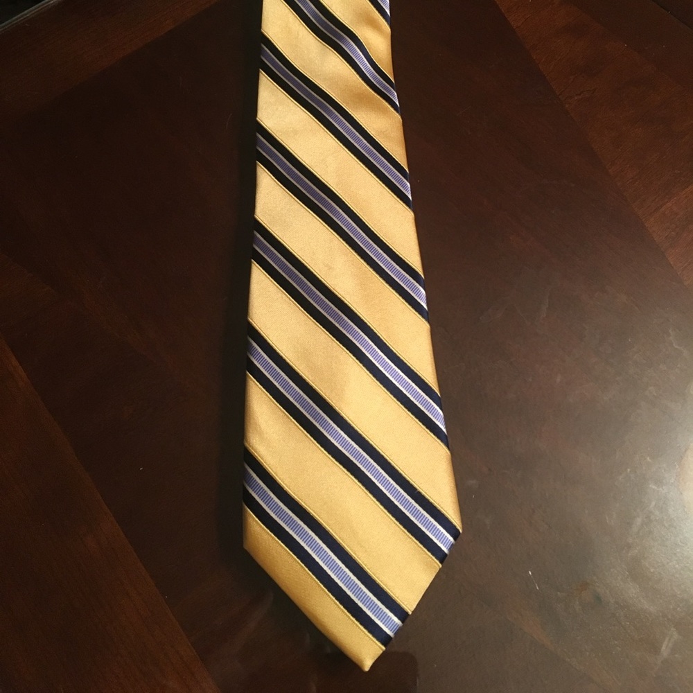 Michael Kors tie 100% silk