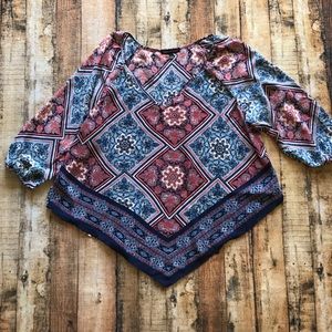 Like New Heartsoul Plus 2x V-Hem Print Top