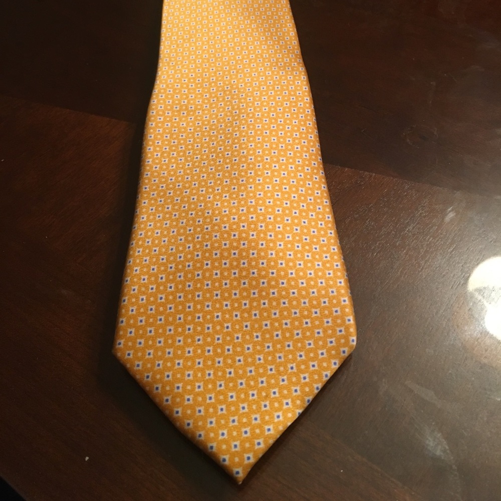 Geoffrey Beene 100% silk men's tie