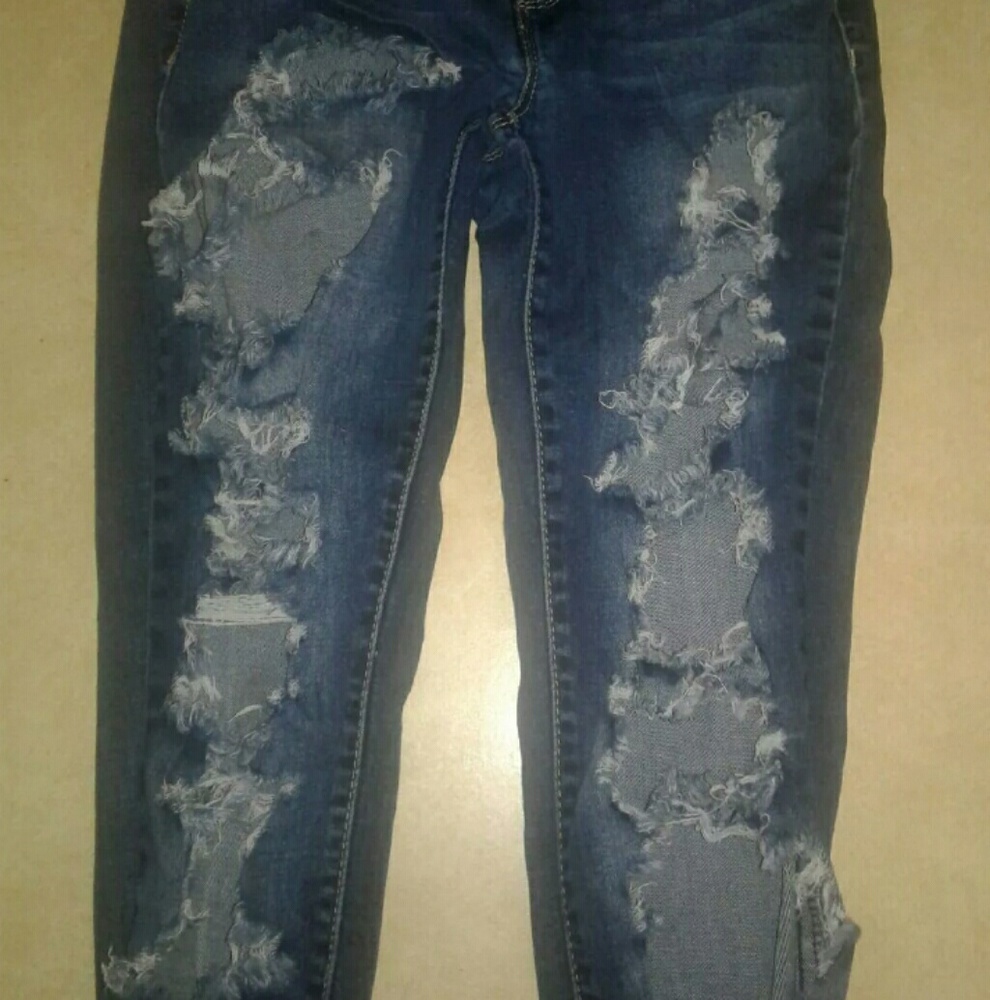 Low rider Ripped pants