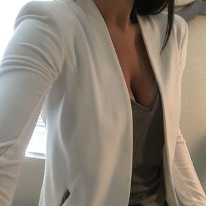 BCBG White fitted blazer