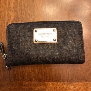 Michael Kors wallet