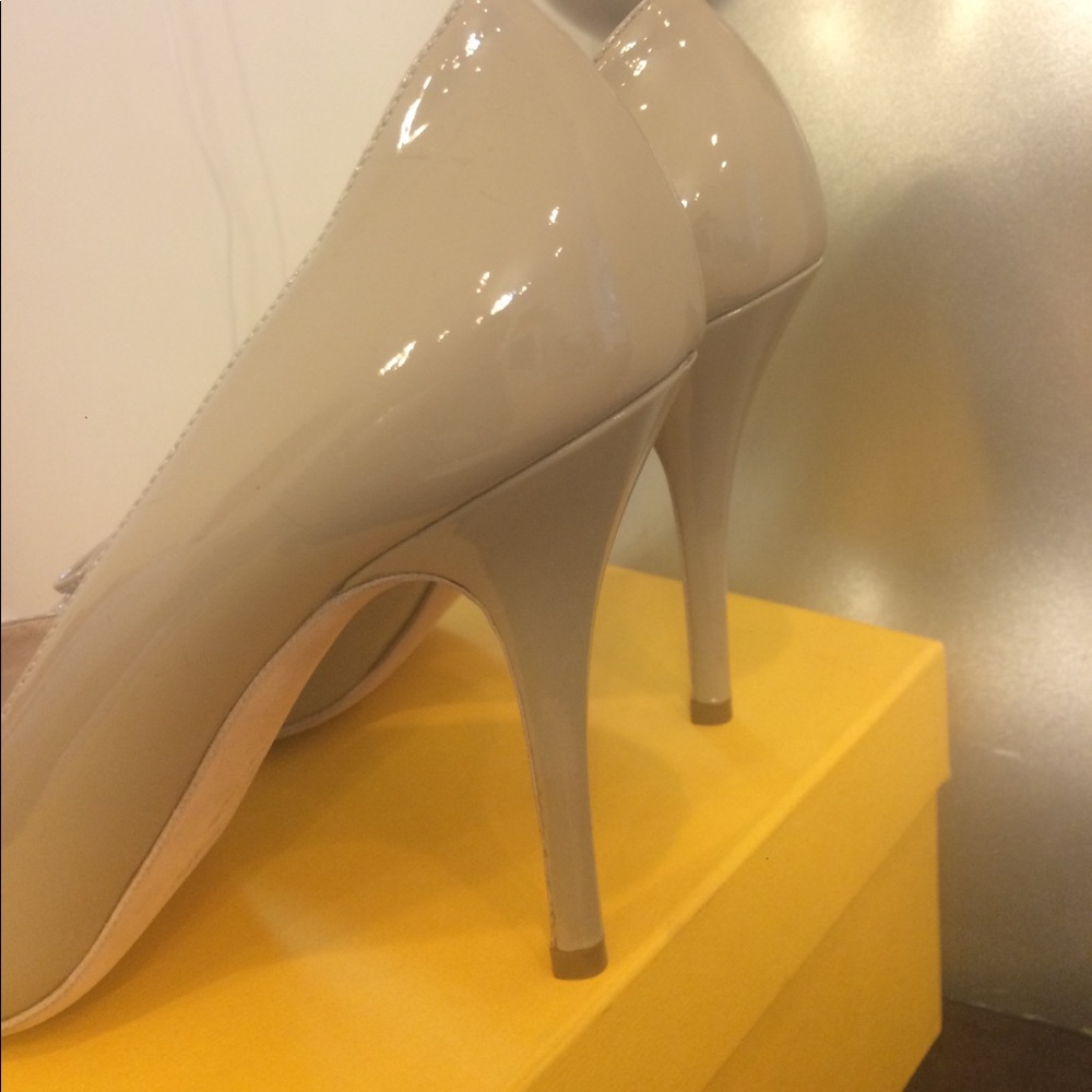 Classic Fendi peep toe pumps - Picture 6 of 7