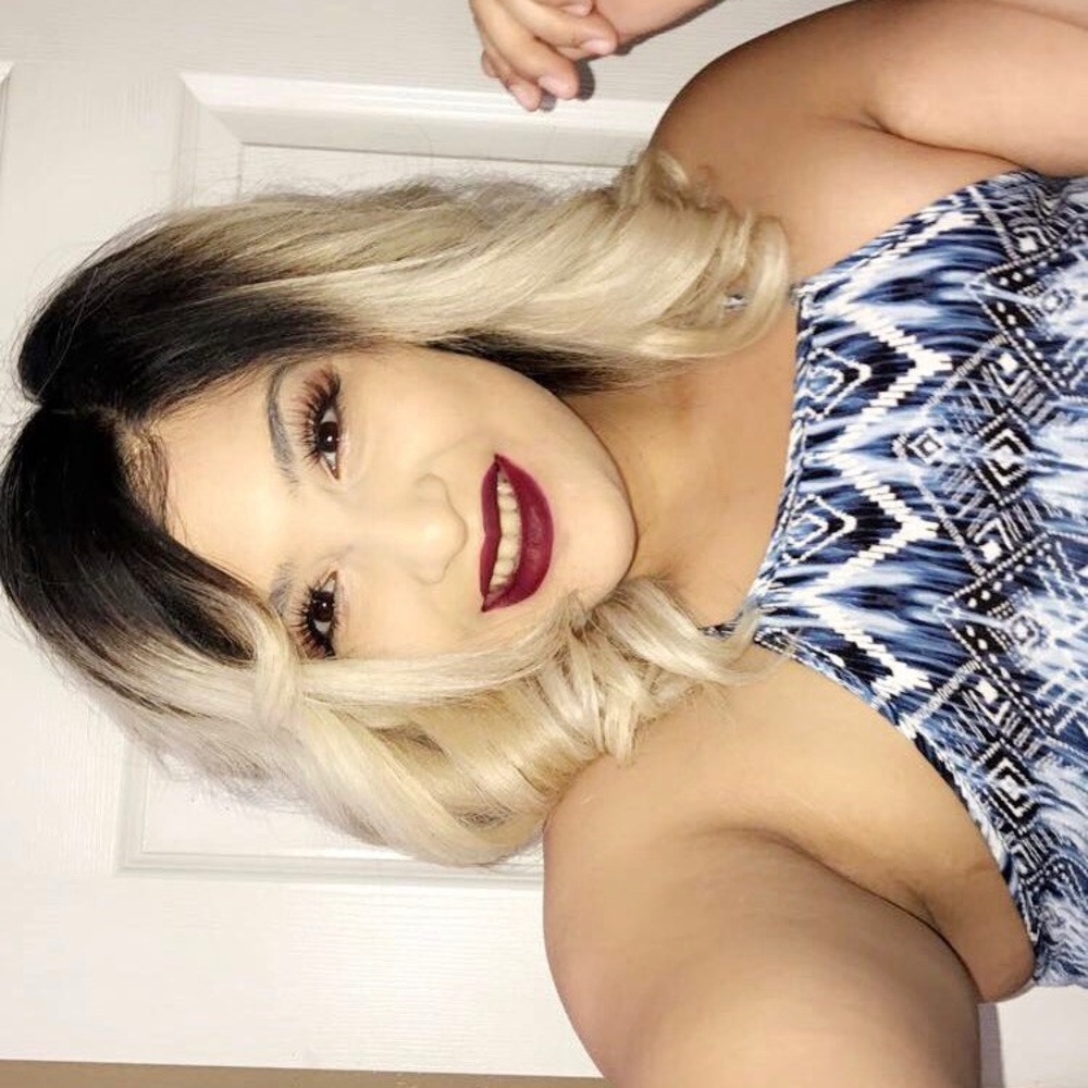 Meet your Posher, Clarisa