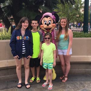 Meet your Posher, Lisa