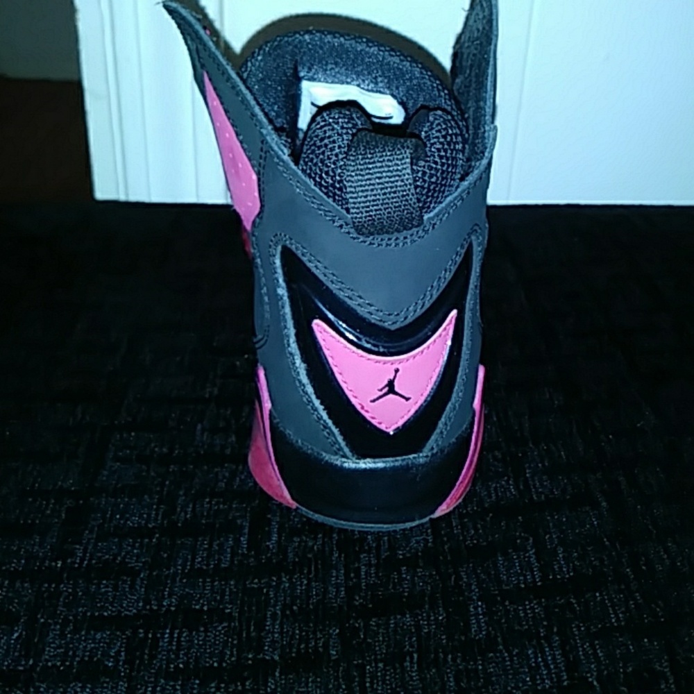 Jordan - Picture 3 of 3