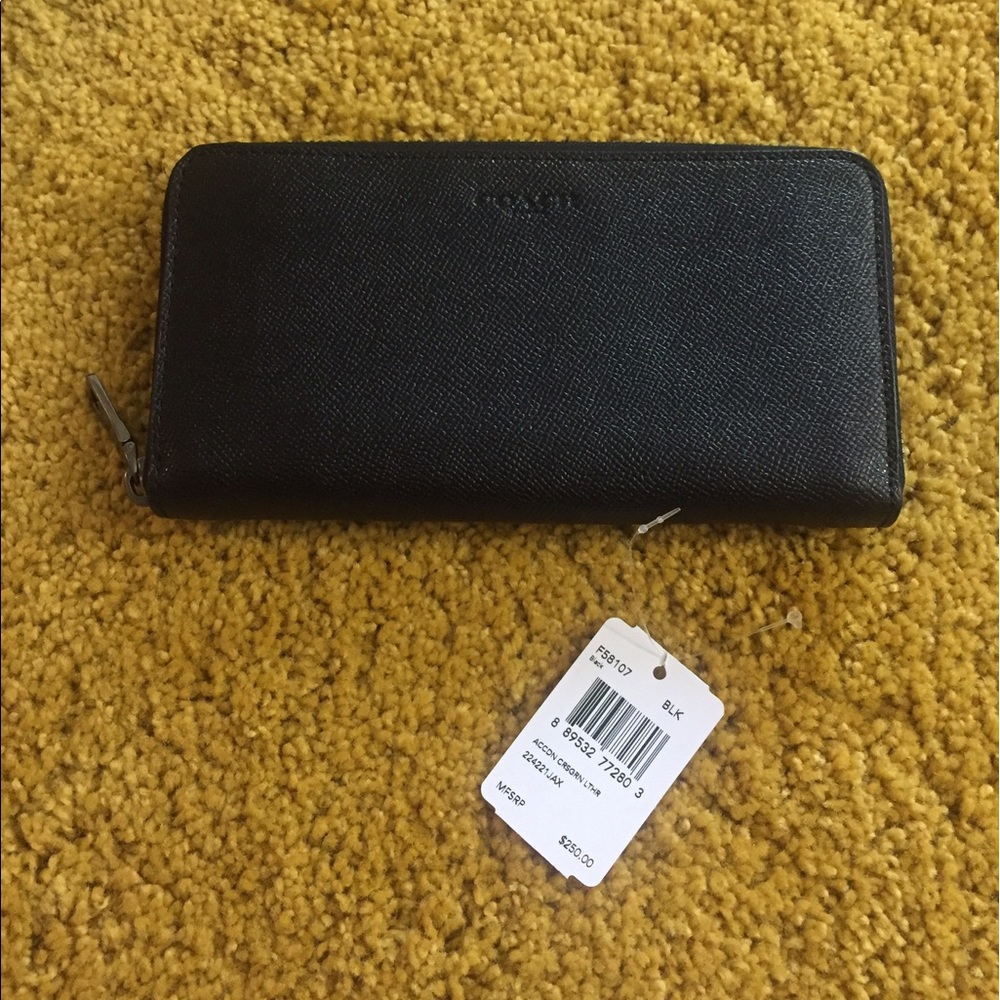 NWT Coach wallet
