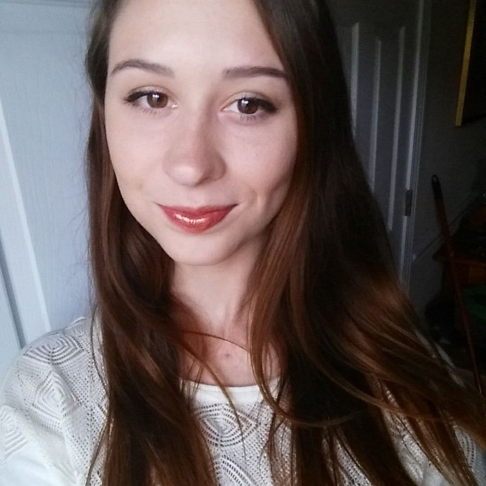 Meet your Posher, Alina