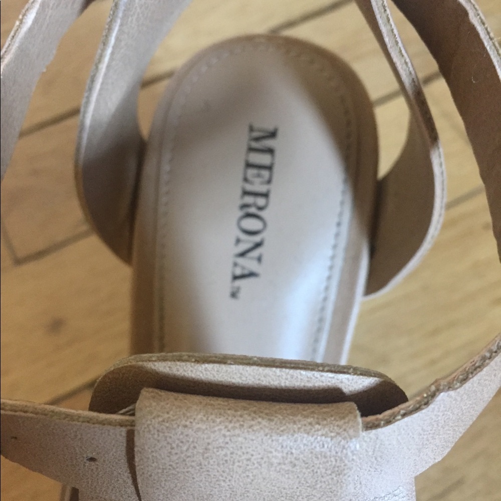 Merona nude heels size 8