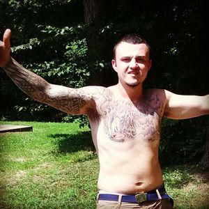 Meet your Posher, Dominic