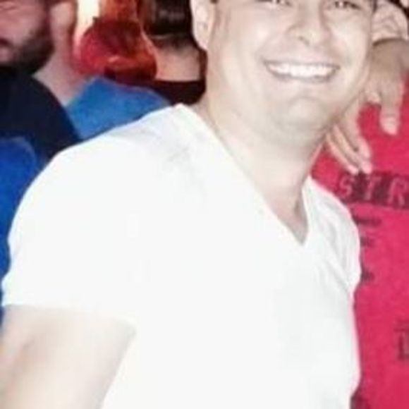 Meet your Posher, Ruben - Picture 1 of 1