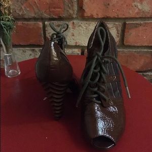 Naughty Monkey Leather Lace Up Military 7.5 Brown