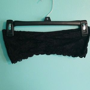 Rue 21 black lace no clasp bandeau