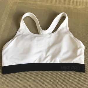 Like new nike white sports bra