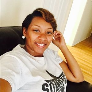 Meet your Posher, Latoya