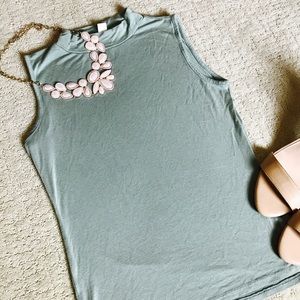 Green soft fitted tank