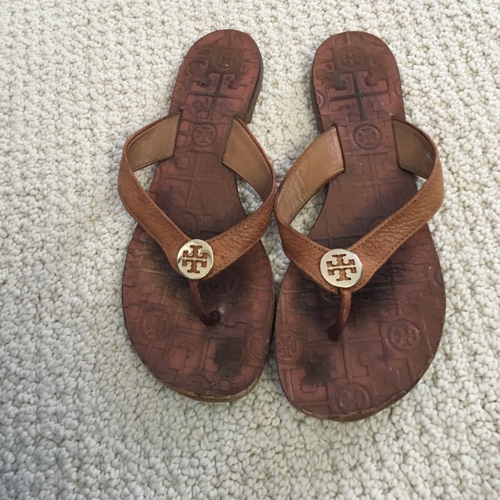 Tory butch flip flops