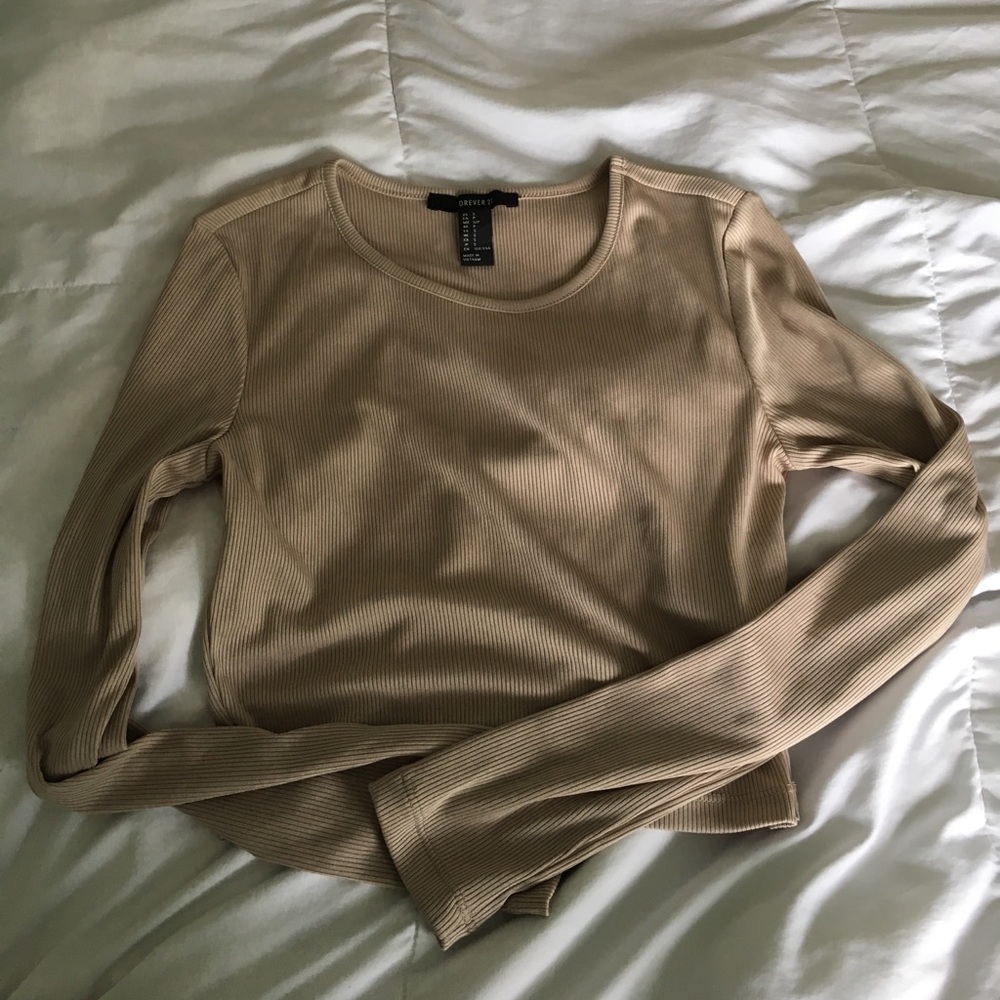 Tan long sleeved crop top