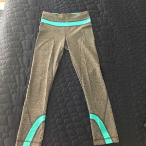 Lulu Lemon Inspire Tight ~ Gray and Teal ~ Size 2