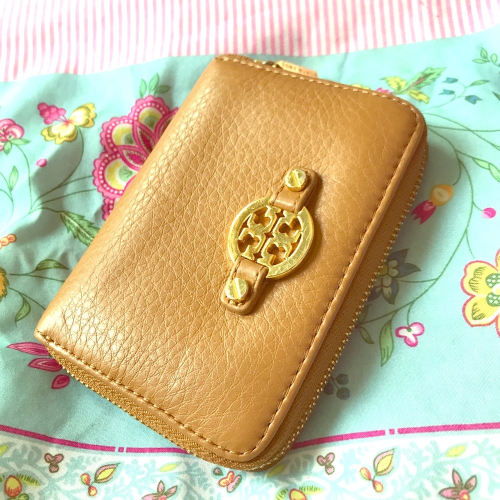 Tory Burch mini zip Araund wallet