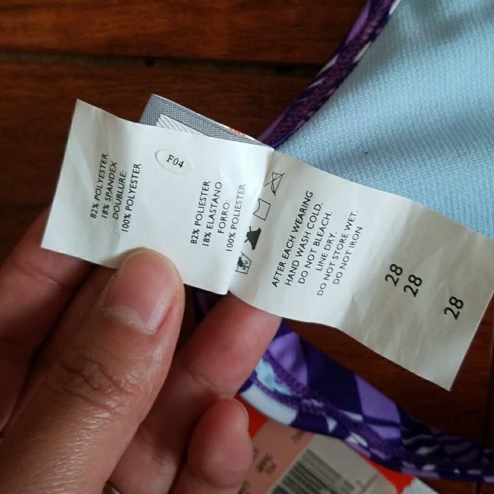 Nike Swim Top - Picture 6 of 7