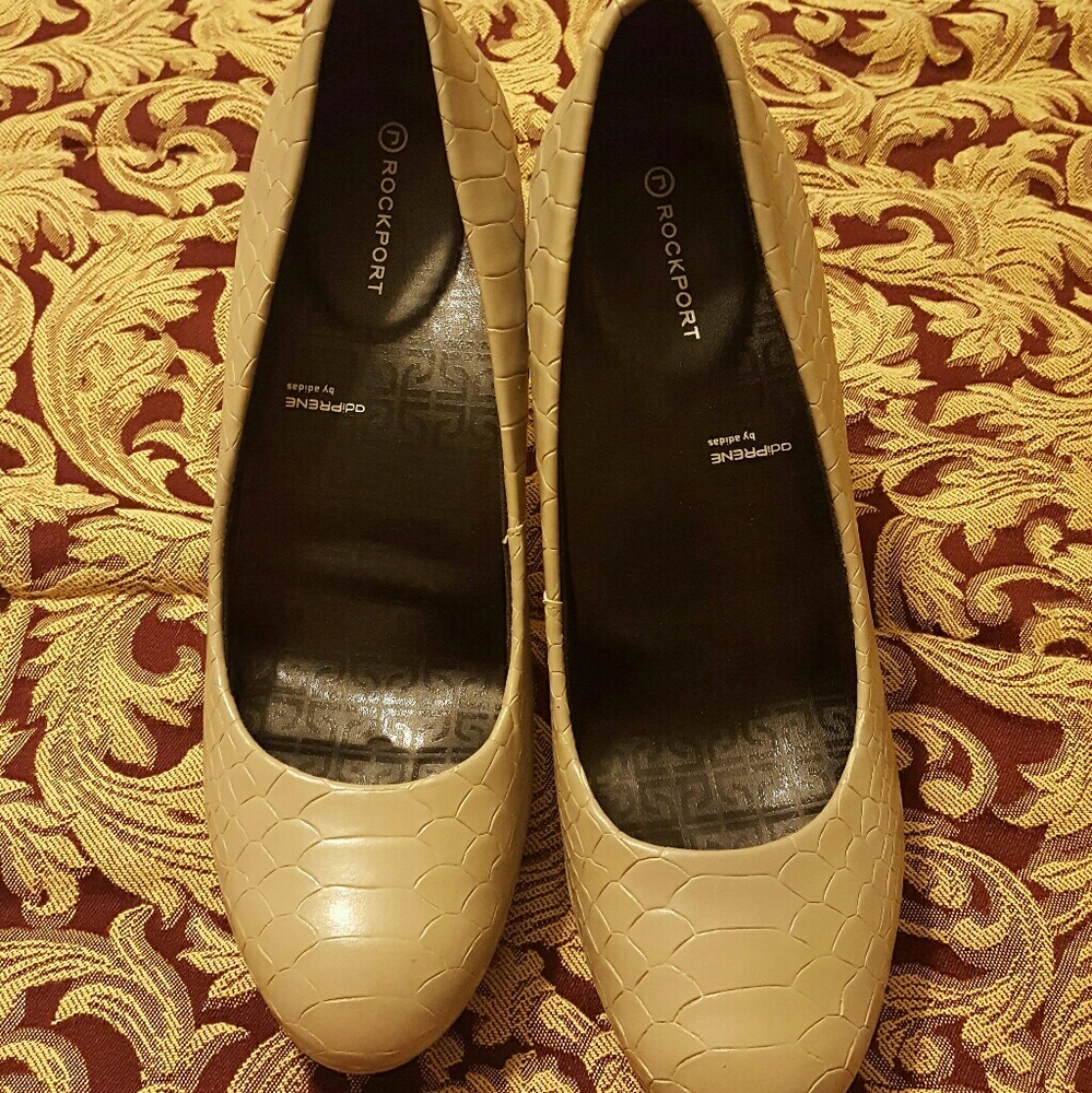 Adiprene Rockport heels