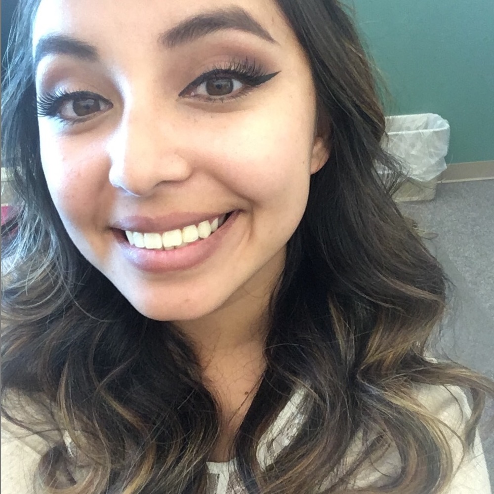 Meet your Posher, Amairany