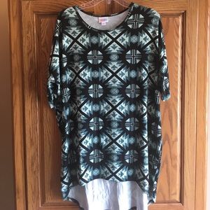 LuLaRoe Irma Med Top