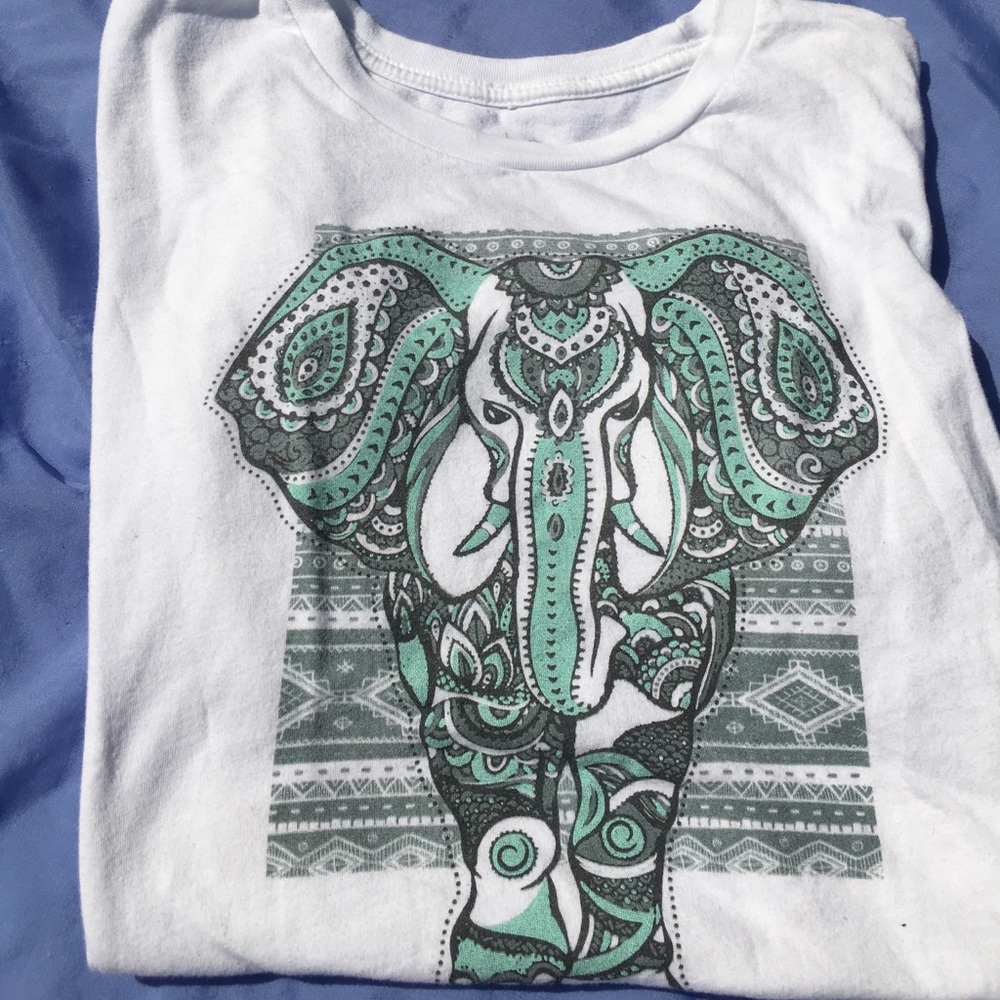 White printed tshirt