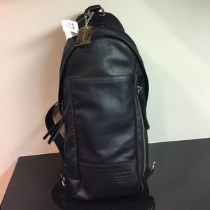 Men's Coach leather sling bag