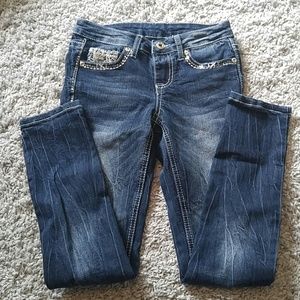 Girl's skinny jeans