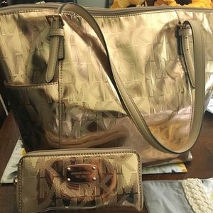 Authentic Michael Kors shoulder bag and wallet