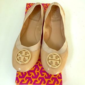 Tory butch patent flats.