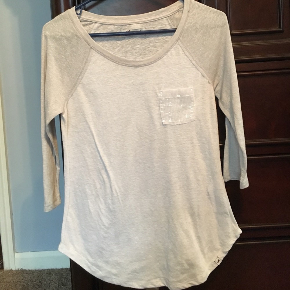 3/4 length sleeve shirt