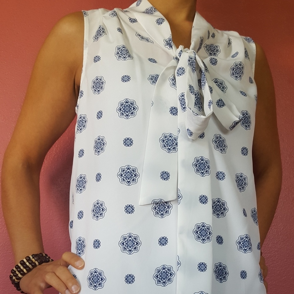 41Hawthorn Blouse, Size Small