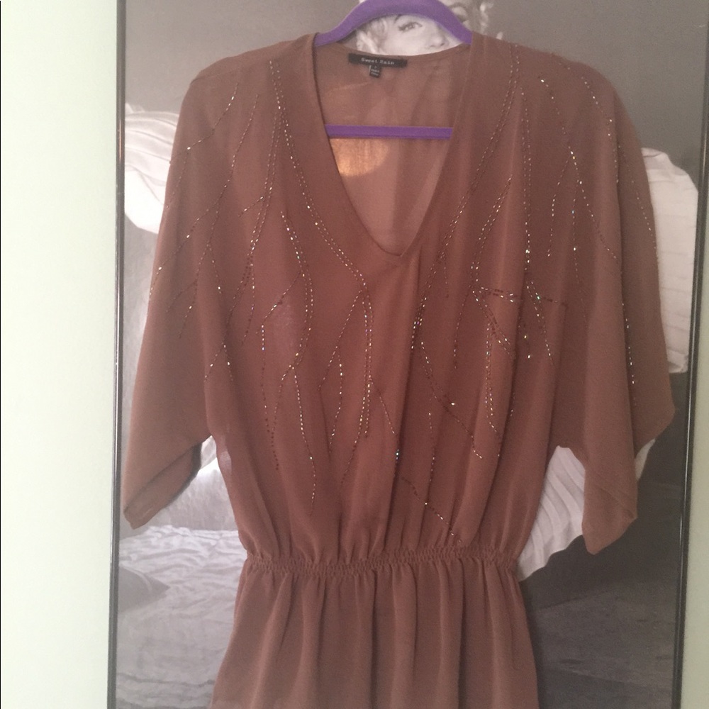 Very cute brown beaded top