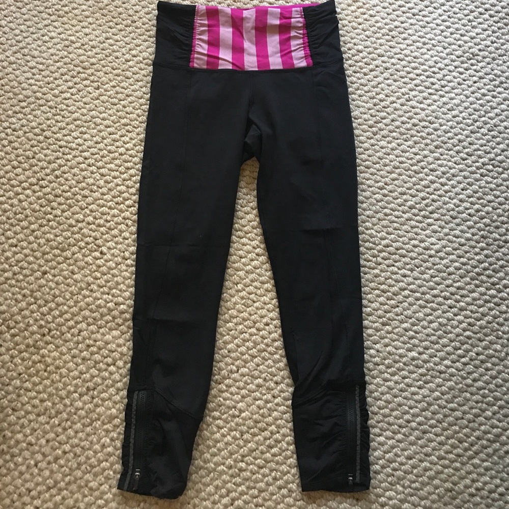 Lululemon luxtreme 3/4 leggings size 4 black