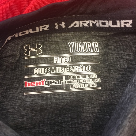 Boys large Under Armor Heat Gear. - Picture 3 of 3