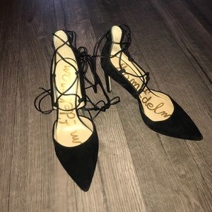 Sam Edelman size 8 Black lace up Pumps