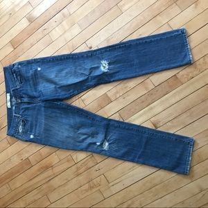 Abercrombie and Fitch Destroyed Erin jeans
