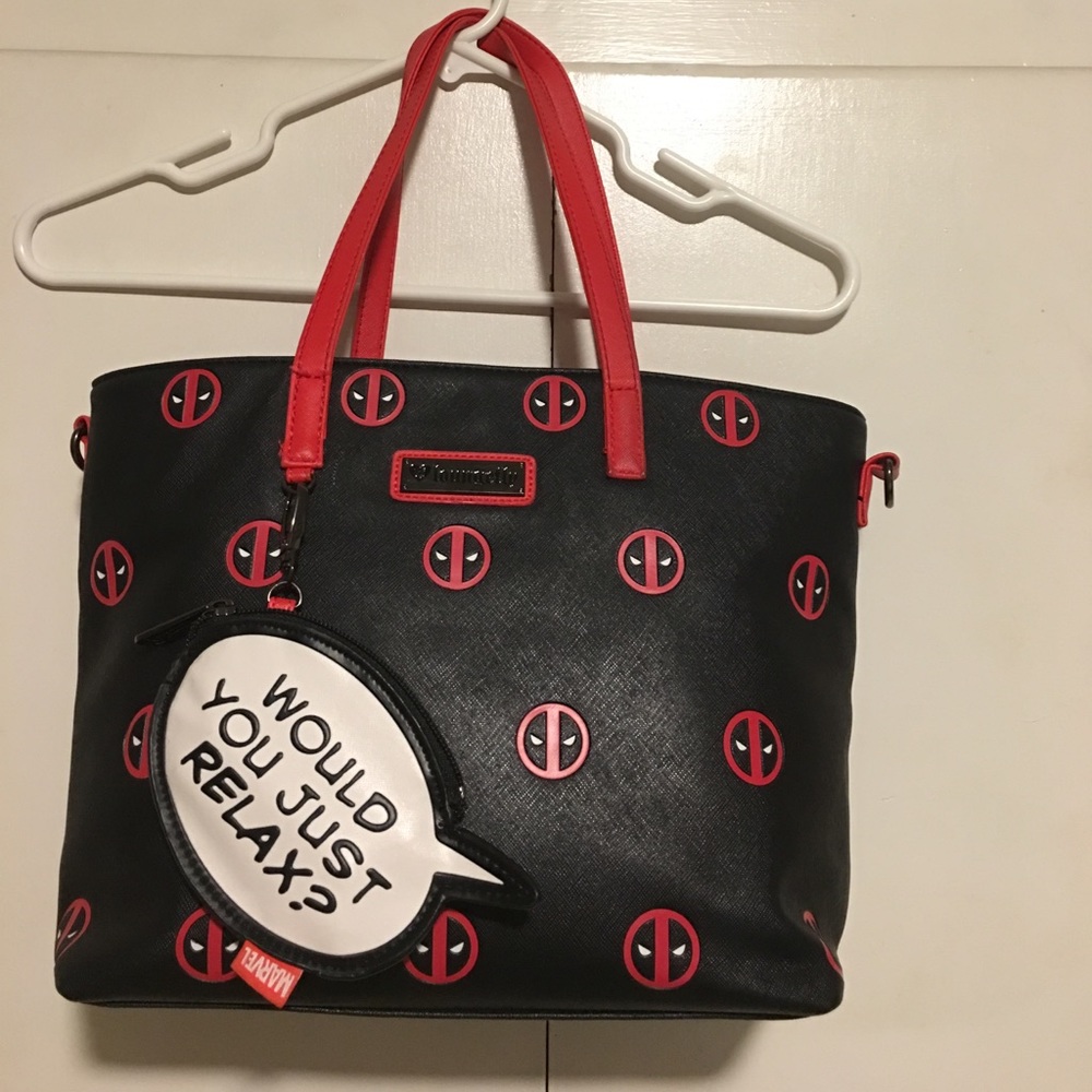 Loungefly Marvel Deadpool Purse with coin purse
